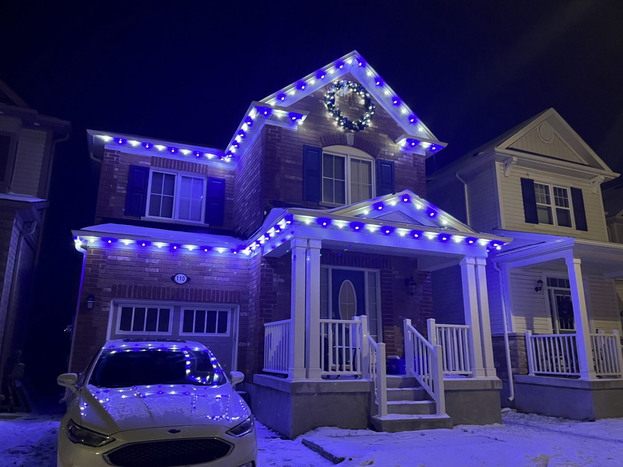 Oakville Christmas Light Installation